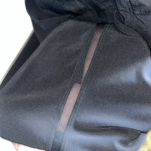 Lululemon Pace Breaker Lined Short 9" Medium (EUC) - Picture 4 of 16